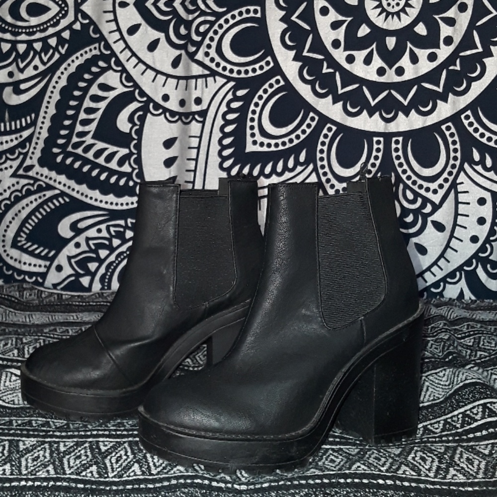 H&M Block Heel Boots